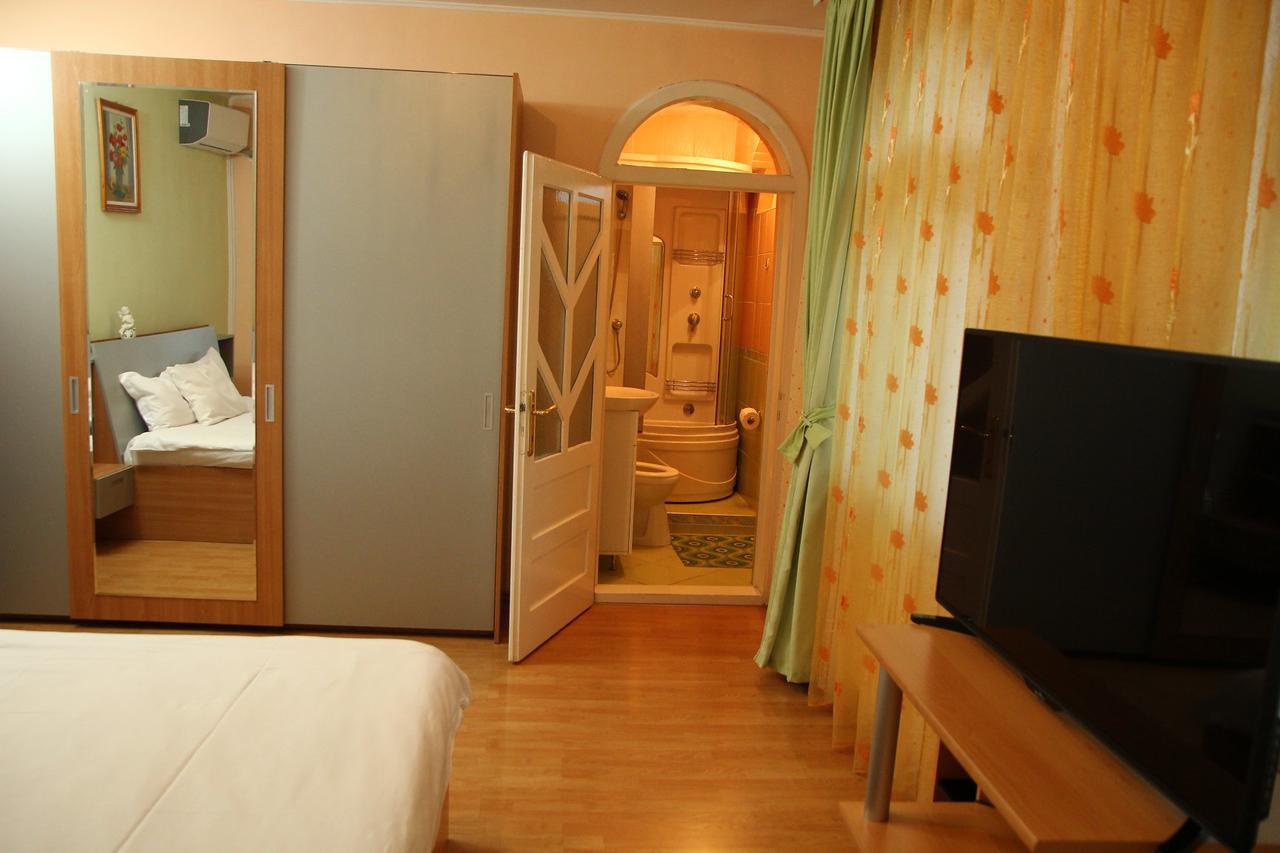 Hotel Casa Monica à Băile Felix Extérieur photo